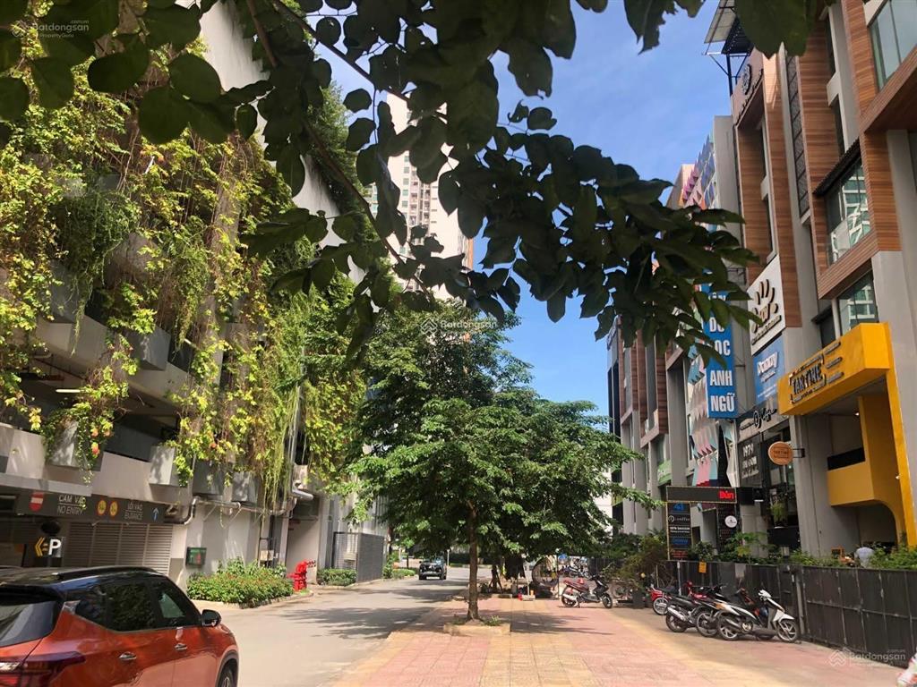 Nhà phố hầm 7 tầng 110m2 ngay trục phan văn đáng sát bên căn hộ cao cấp vista verde có hđt 100tr