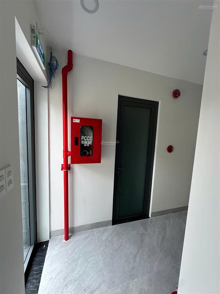 Nhà phố hầm 7 tầng 110m2 ngay trục phan văn đáng sát bên căn hộ cao cấp vista verde có hđt 100tr