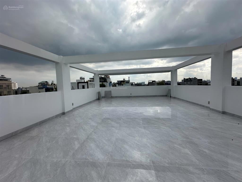 Nhà phố hầm 7 tầng 110m2 ngay trục phan văn đáng sát bên căn hộ cao cấp vista verde có hđt 100tr