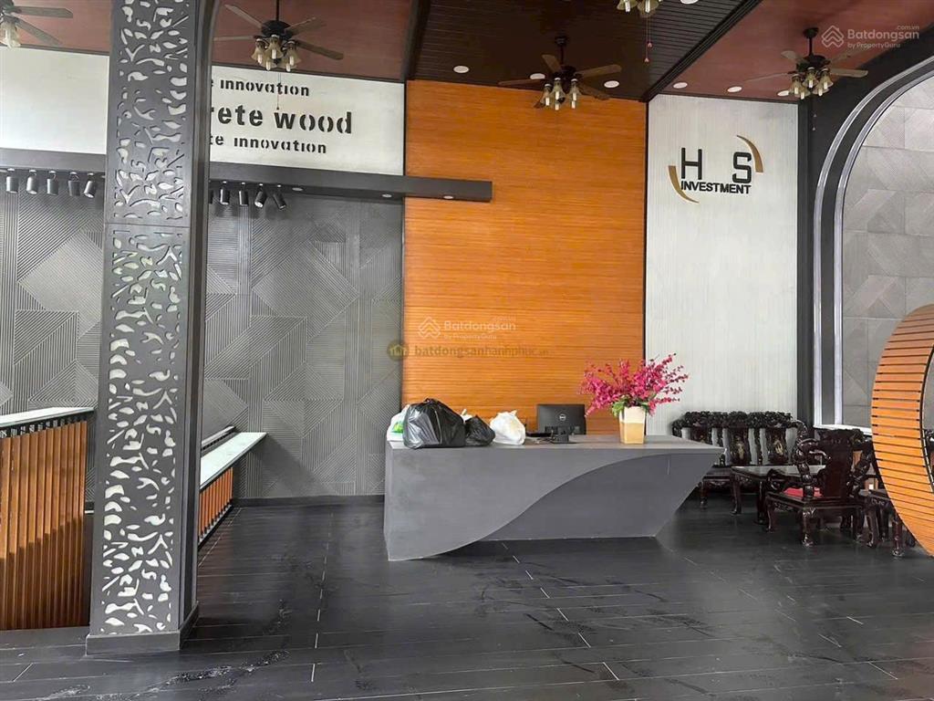 Nhà phố hầm 7 tầng 110m2 ngay trục phan văn đáng sát bên căn hộ cao cấp vista verde có hđt 100tr