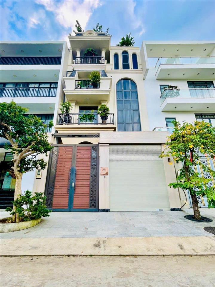 Biệt thự mặt sông khu dân cư văn minh dt 120m2 4 tầng có hdt 35tr/tháng giá chỉ 25,9 tỷ tl