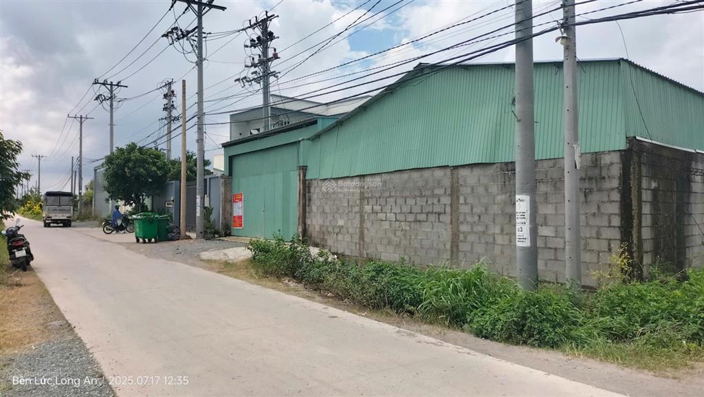 Bán kho 1400m2, đường xe công, cách nguyễn hữu trí 300m, giá 12,6 tỷ tl, tân bửu bến lức long an