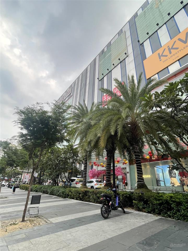 Mặt tiền sư vạn hạnh 4x18m, 5 tầng hđt 78tr/th ngay gần vạn hạnh mall sầm uất giá 27.8 tỷ tl
