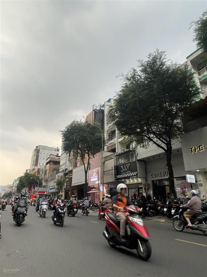 Mặt tiền sư vạn hạnh 4x18m, 5 tầng hđt 78tr/th ngay gần vạn hạnh mall sầm uất giá 27.8 tỷ tl