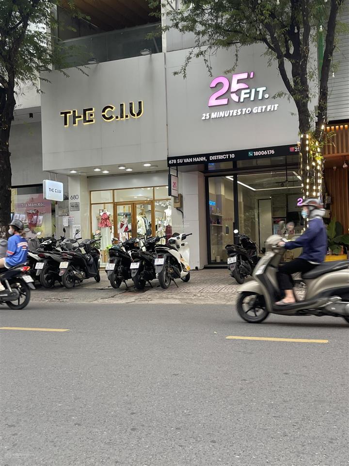 Mặt tiền sư vạn hạnh 4x18m, 5 tầng hđt 78tr/th ngay gần vạn hạnh mall sầm uất giá 27.8 tỷ tl