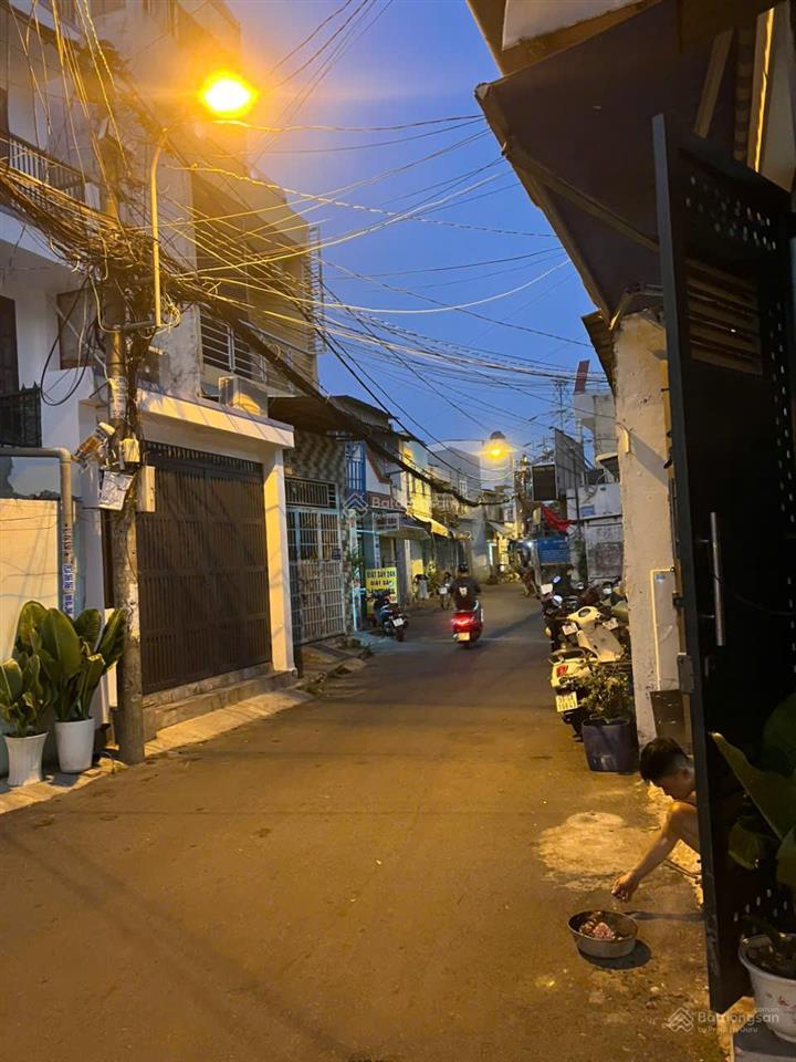 Nhà mặt tiền đường kinh doanh phường trung mỹ tây q12, dt 4x23.5m giá 5.8 tỷ