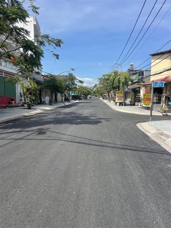 Bán đất đường 44m kdc 28ha nhơn đức.  0939 500 ***