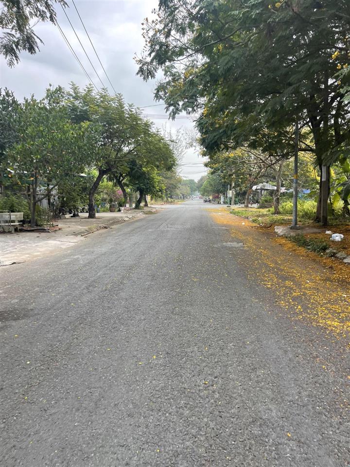 Bán 8000m2 mặt tiền ngô quang thắm long thới có 1500m2 thổ