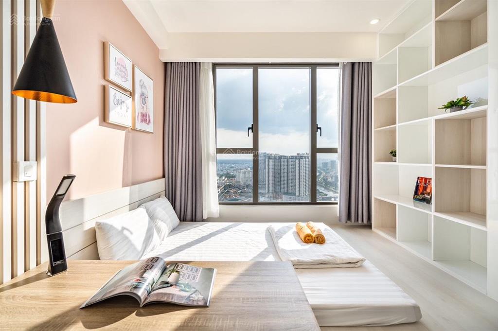 Cần bán nhanh the tresor  căn 3pn 2wc  giá 9tỷ2 bao hết  full nội thất   0901 995 ***