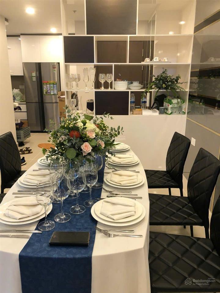 Cần bán căn 3pn (120m2) giá tốt 12,5tỷ  view đẹp nhất tresor  đầy đủ nội thất   0901 995 ***