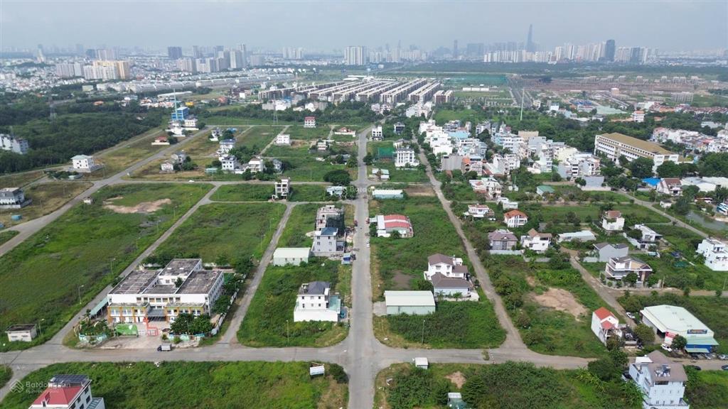 Bán nền bt view sông kdc phú nhuận dt 293m2 (14,3 x 20,5) giá 95tr/m2 (27,84tỷ)