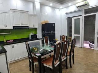 Cho thuê nhà riêng tại đào tấn 40mx 5 tầng 3pn full đồ nhà mới ở luôn.