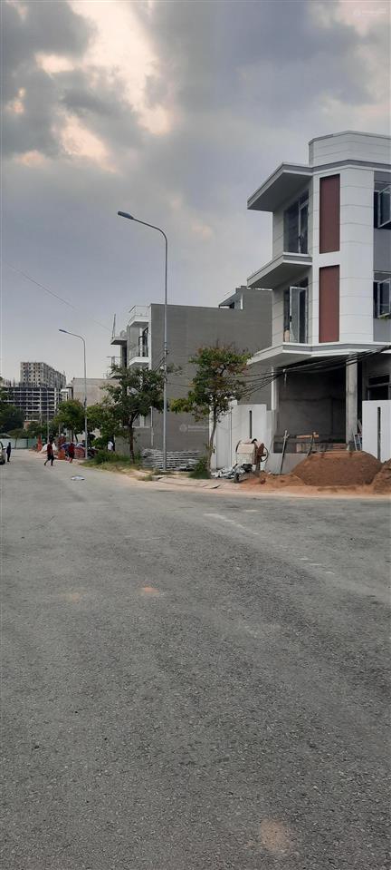 Lô đất 5x22=110m2 giá 7.5 tỷ, khu an ninh đường đào trí, quận 7 .