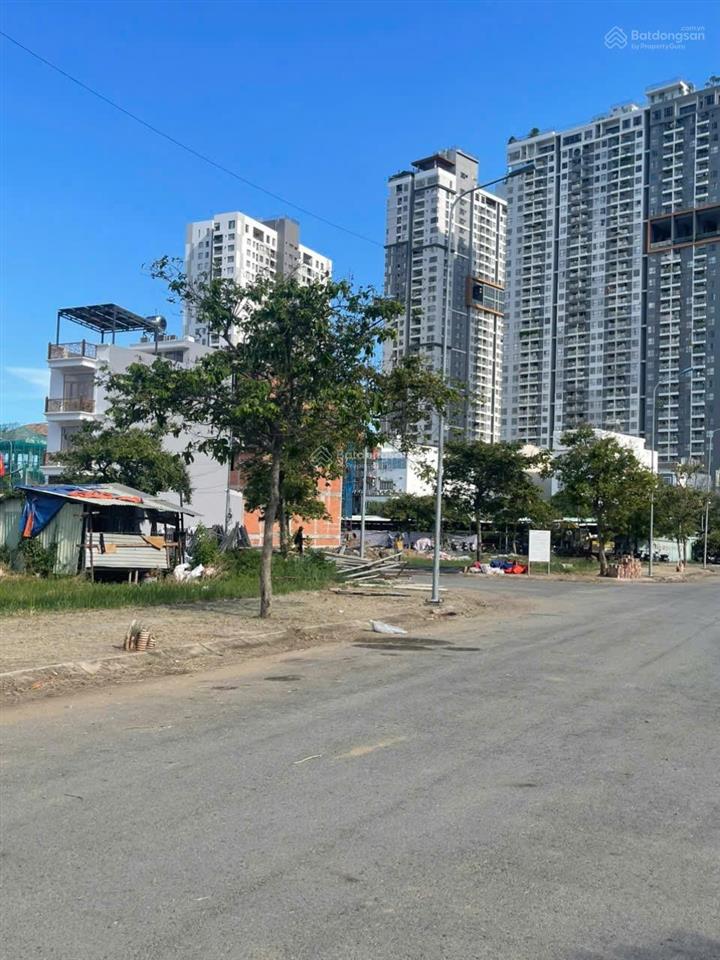 Lô đất 5x22=110m2 giá 7.5 tỷ, khu an ninh đường đào trí, quận 7 .