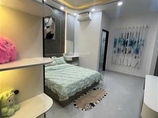 Nhà phố 3 lầu đường chuyên dùng chính, quận 7 giá 7.9 tỷ , sổ riêng