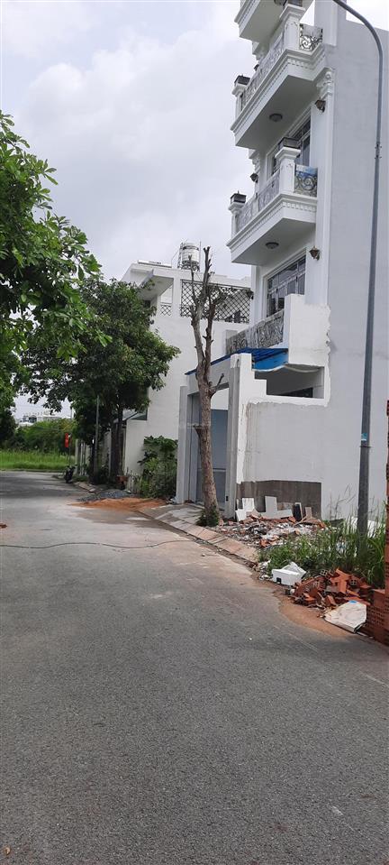 Vị trí đẹp, khu green riverside đường huỳnh tấn phát, 80m2 giá 5.2,tỷ