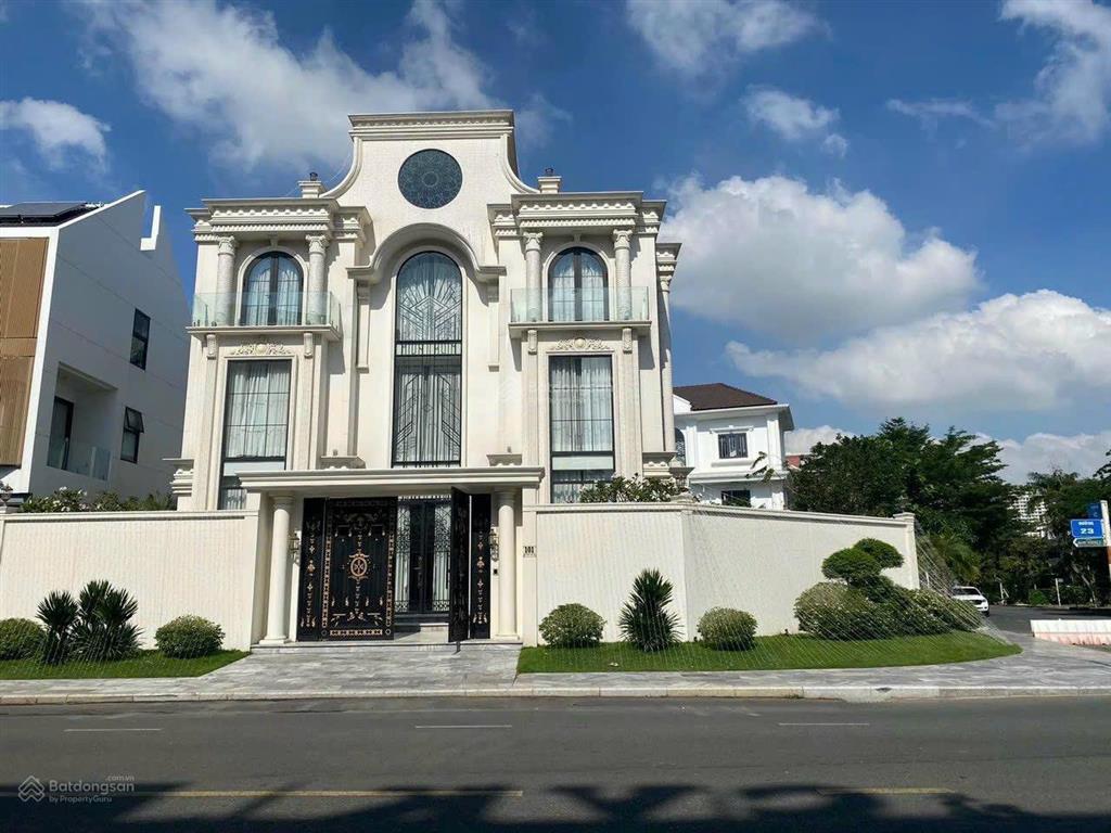 Góc 3 mặt tiền nam thông  pmh  q. 7 giá 12x tỷ có thương lượng  e hiêu 0978 687 ***