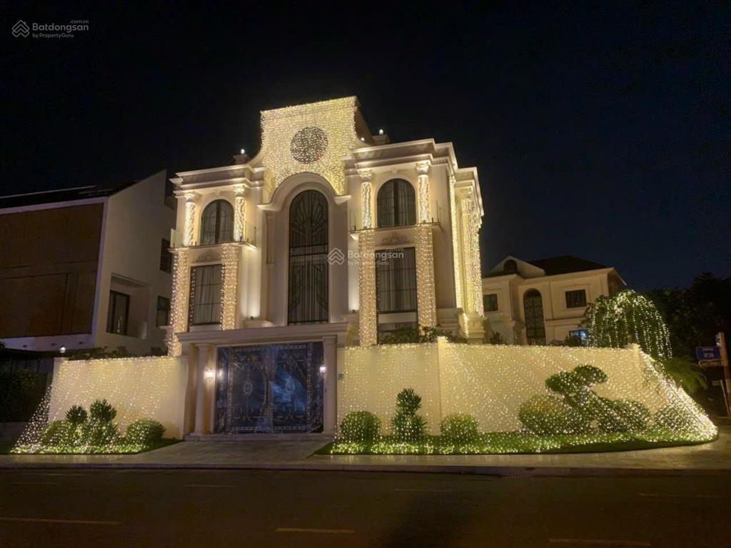 Góc 3 mặt tiền nam thông  pmh  q. 7 giá 12x tỷ có thương lượng  e hiêu 0978 687 ***