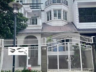 Cho thuê biệt thự đường d1 khu biệt thự saigon pearl 92 nguyễn hữu cảnh p22 quận bình thạnh