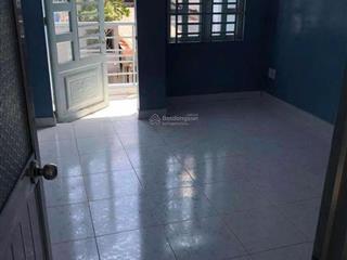 Cần cho thuê phòng trọ giá sinh viên, rộng 10m2 ngay quận phú nhuận