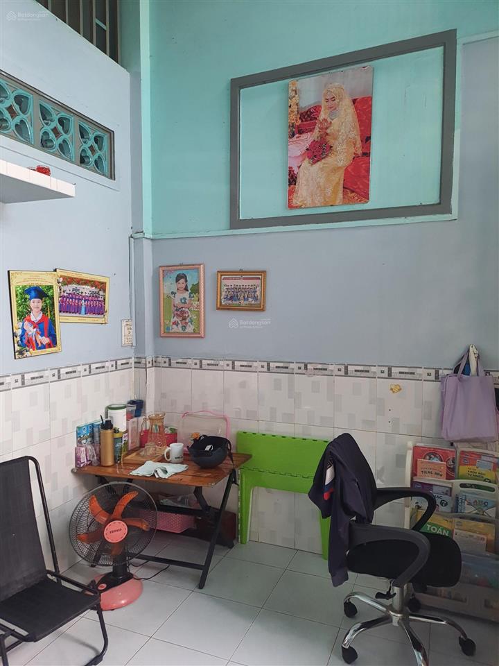 Bán gấp nhà thích quảng đức, p5, pn. sân rộng, cách hxh 30m, thông tứ phía