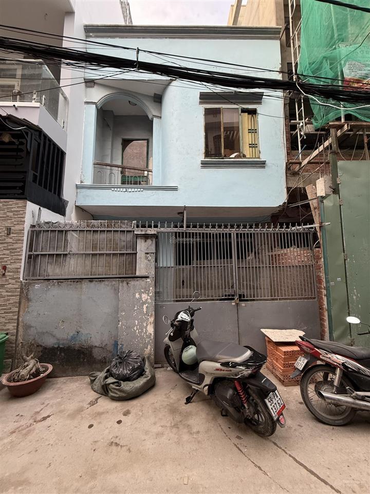 Nhà hẻm 4m bùi thế mỹ, 5x20m, 3 tầng, giá 9.99 tỷ tl