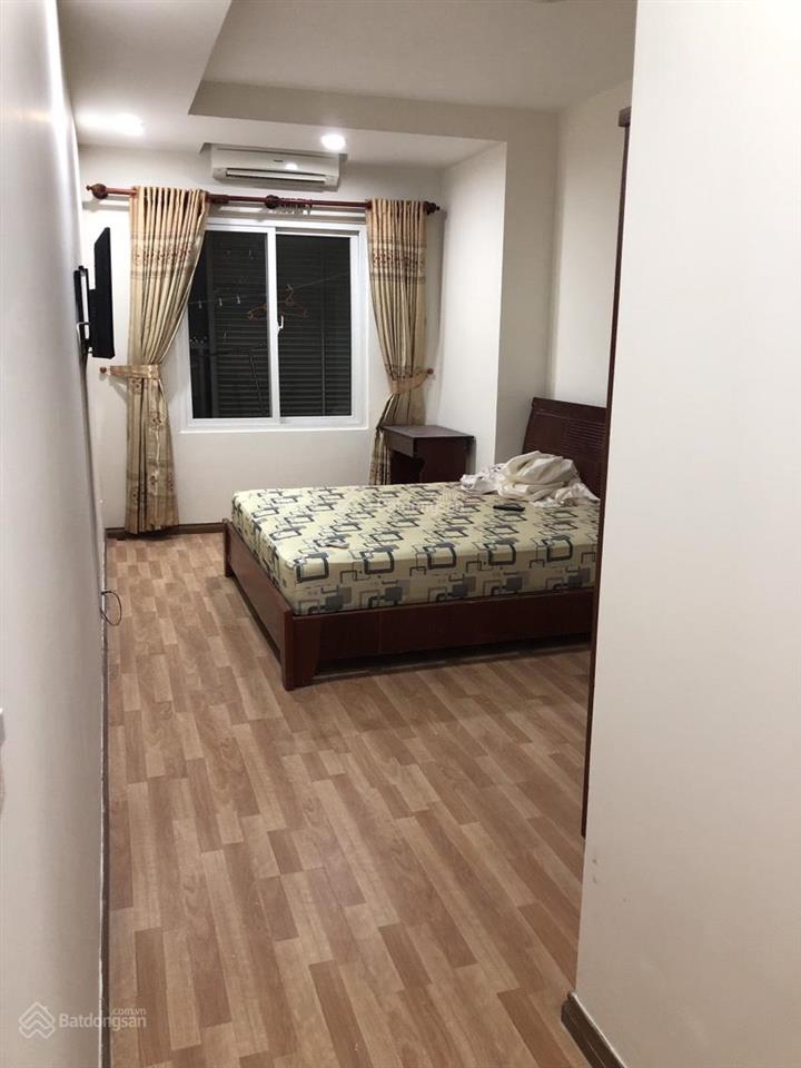 Tôi chính chủ cần bán chung cư 1050, 2pn, 2wc, 61m2 có sổ hồng giá 2.8 tỷ   0901 970 ***