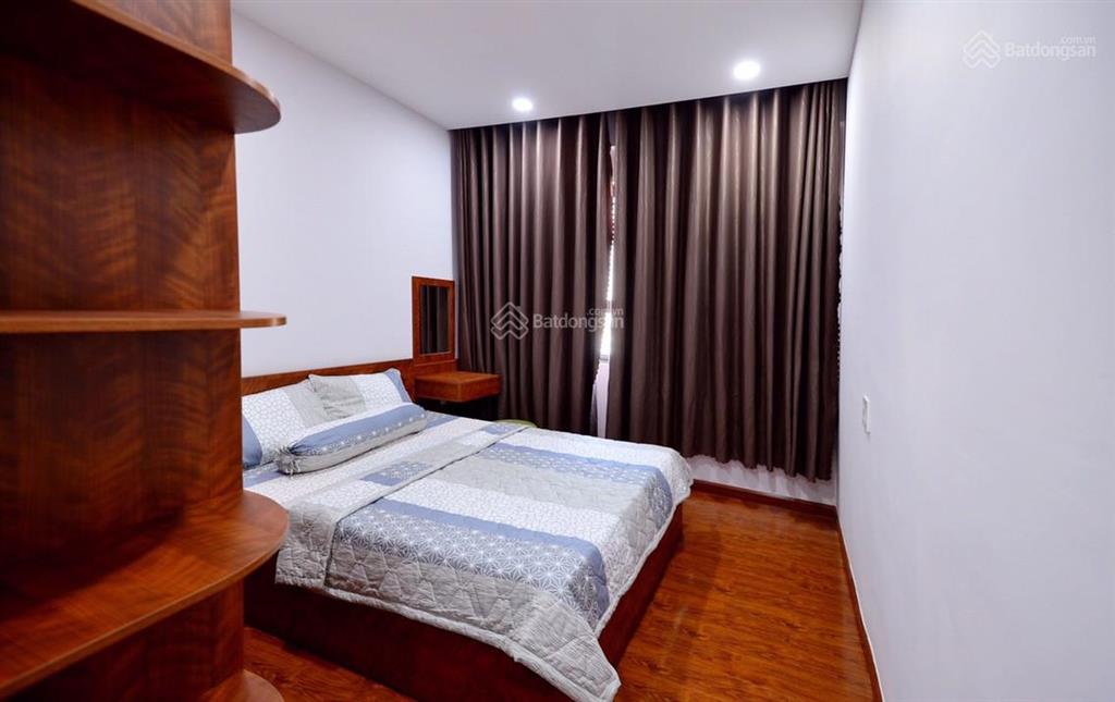 Tôi chính chủ cần bán chung cư 1050, 2pn, 2wc, 61m2 có sổ hồng giá 2.8 tỷ   0901 970 ***