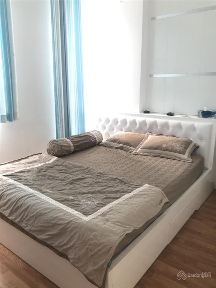 Cần bán nhanh chung cư 1050, 2pn, 61m2, giá 2,75 tỷ có sổ hồng, call or zalo 0933.370,266