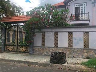 Biệt thự vườn 200m2 sát kdc hồng long  hiệp bình phước  thủ đức