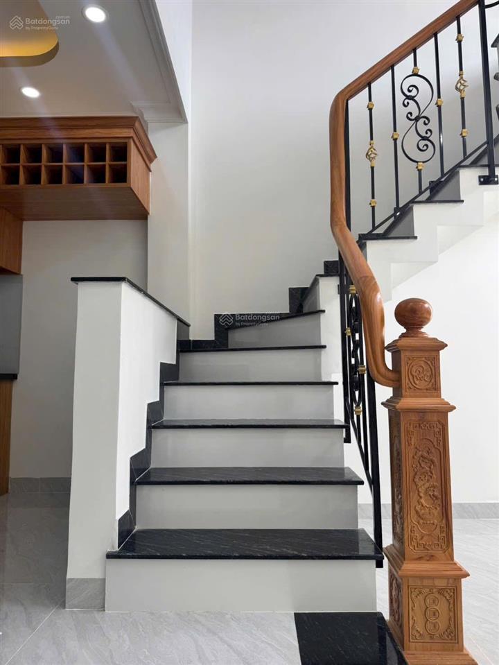 Nhà 4 tầng mới 100%, đs 40, hiệp bình chánh, 51m2 đường 7m, kdc đồng bộ, 7,x tỷ