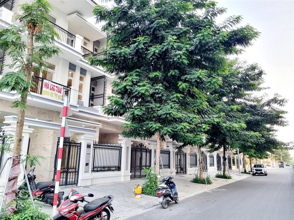 Bán biệt thự the peak garden  nguyễn lương bằng q7  nội khu hỗ trợ xem nhà 24/7.  0903 657 ***