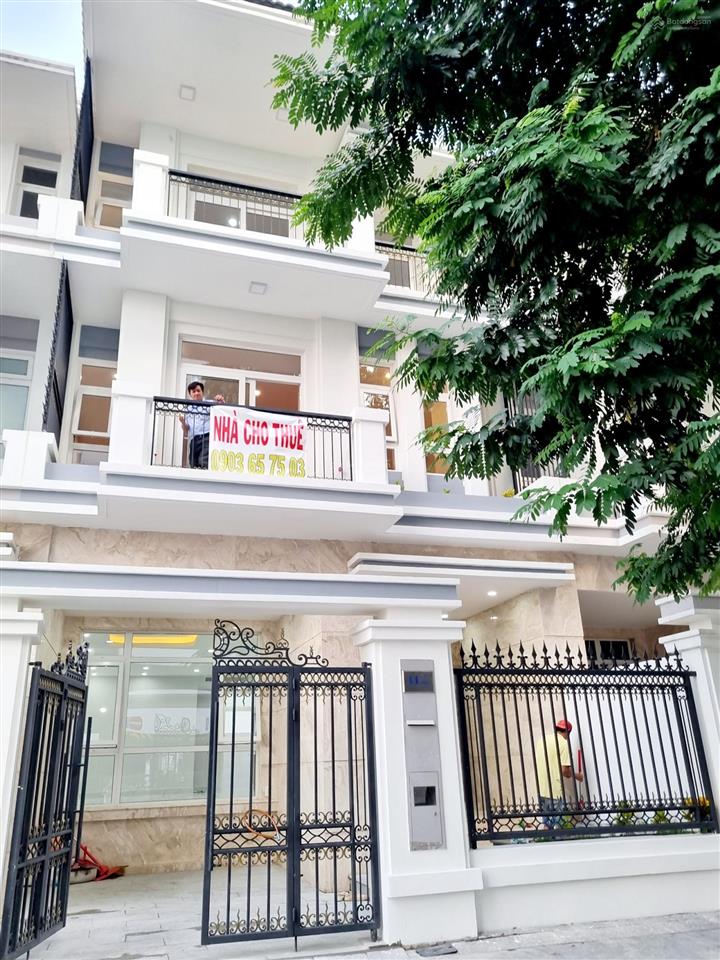 Bán biệt thự the peak garden  nguyễn lương bằng q7  nội khu hỗ trợ xem nhà 24/7.  0903 657 ***