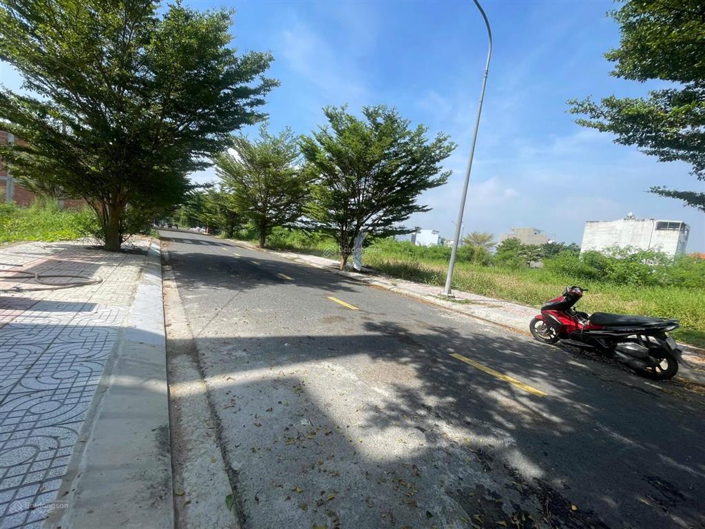 Bán lô góc dự án thanh nhựt đối diện gs metro, phước kiển, nhà bè