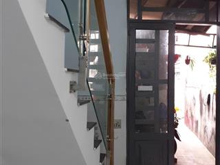 737tr vẫn có 1 căn đẹp, nhà đúc, đường thông 2 hướng, nhà sử dụng 30m2, giấy kê khai đẹp