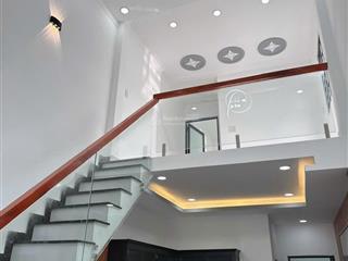 52m2 đất, sử dụng 90m2 nhà 3 phòng ngủ chỉ 2.038tỷ ở trương thị hoa, gần trường nguyễn hiền