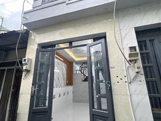 Nhà ht13 hẻm rộng 1/ giá 1.550tr, dt 3x9.2m, có 1 lầu, 2 phòng ngủ 2 toilet