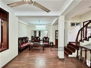 Cho thuê nhà định công hoàng mai dt35m2 x4 tầng oto qua nhà