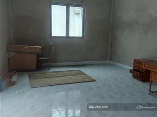 Cho thuê kho ngõ 192, lê trọng tấn, dt 50m2, xe công đỗ cửa