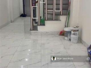 Bán nhà riêng chính chủ  lô góc 2 mặt thoáng tại long biên, 9 tỷ vnd, 43 m2, 4pn, 2wc