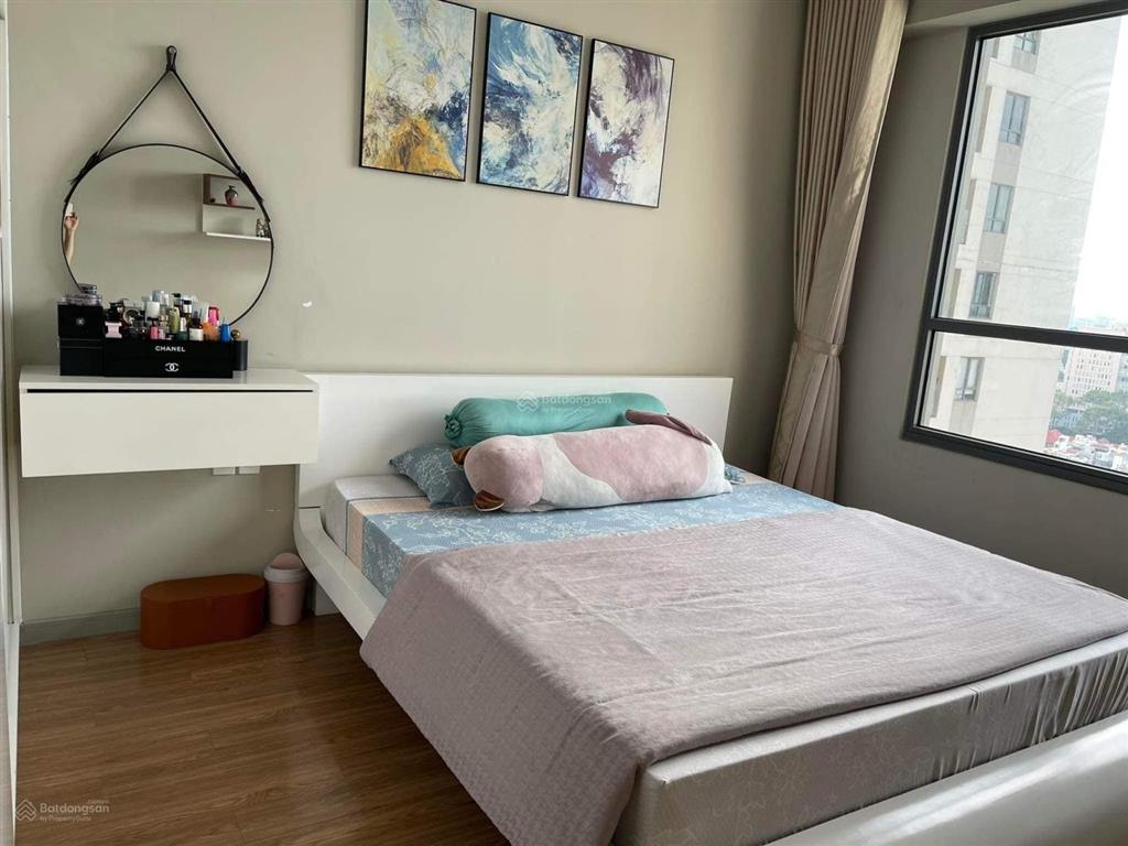 Bán gold view căn góc 94m2. lầu cao full nội thất giá rẻ 7,85 tỷ ban công rộng  0972 443 ***