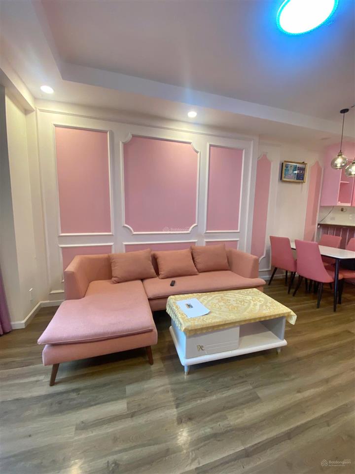 Bán gold view 1 pn view hồ bơi và sông bvđ, full nt mớiban công lớn giá 5.5 tỷ bao hết0972 443 ***