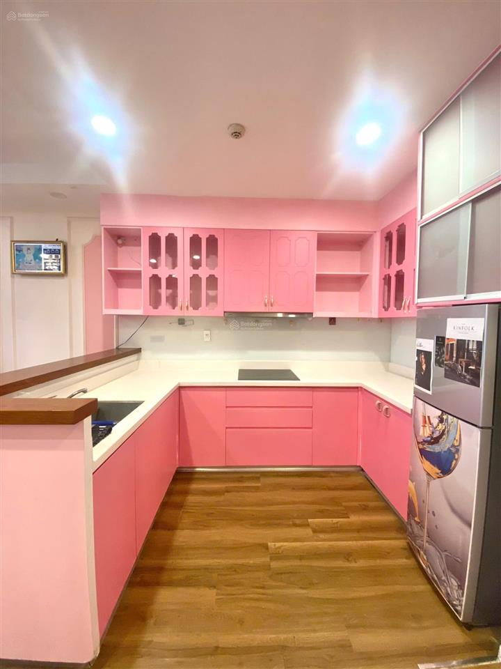 Bán gold view 1 pn view hồ bơi và sông bvđ, full nt mớiban công lớn giá 5.5 tỷ bao hết0972 443 ***