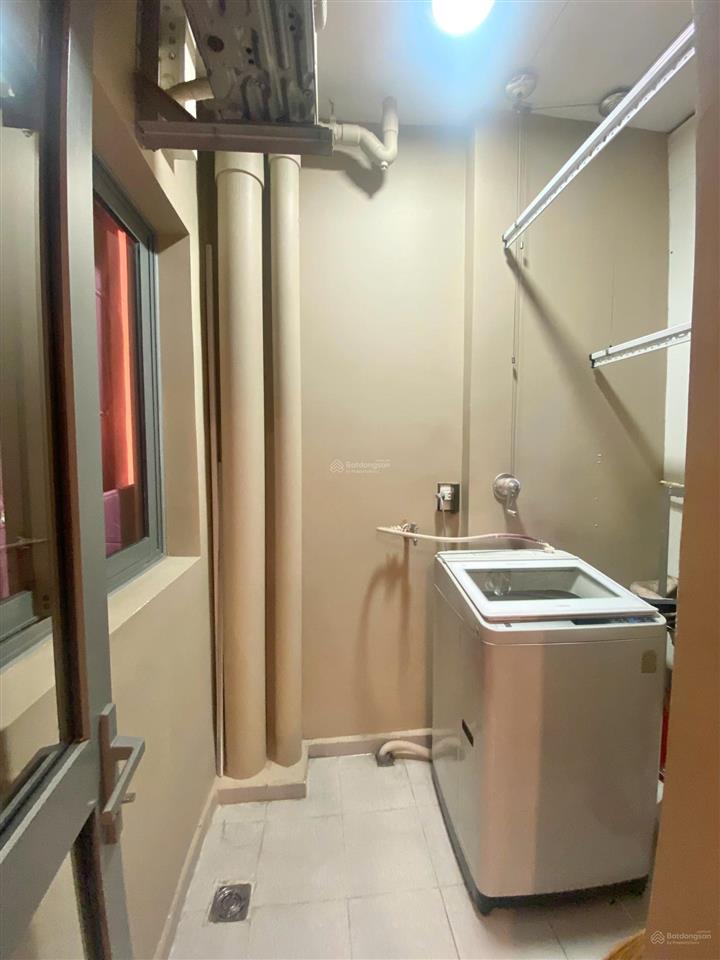 Bán gold view 1 pn view hồ bơi và sông bvđ, full nt mớiban công lớn giá 5.5 tỷ bao hết0972 443 ***