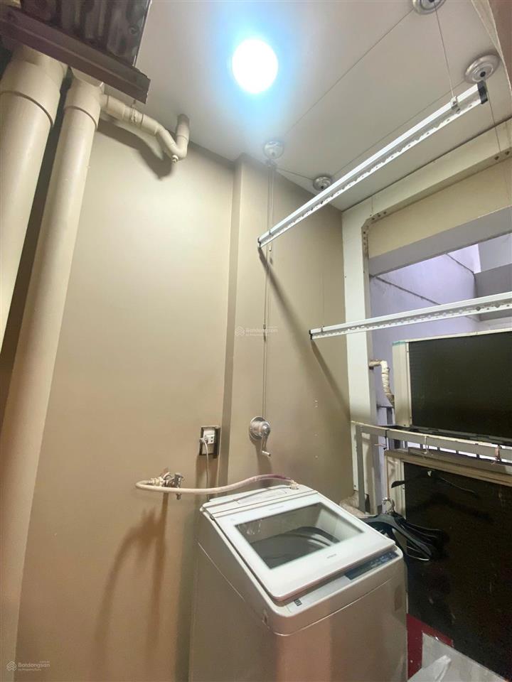 Bán gold view 1 pn view hồ bơi và sông bvđ, full nt mớiban công lớn giá 5.5 tỷ bao hết0972 443 ***