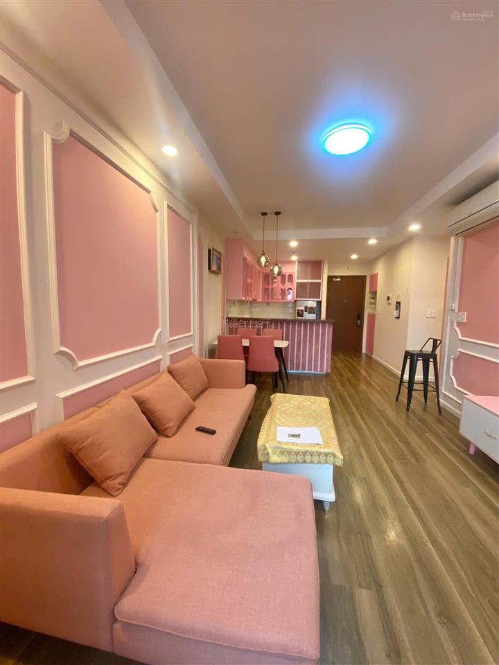 Bán gold view 1 pn view hồ bơi và sông bvđ, full nt mớiban công lớn giá 5.5 tỷ bao hết0972 443 ***