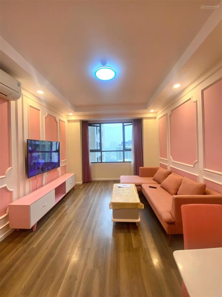 Bán gold view 1 pn view hồ bơi và sông bvđ, full nt mớiban công lớn giá 5.5 tỷ bao hết0972 443 ***