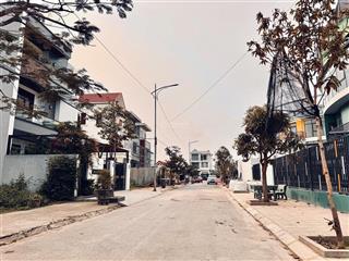 Đất khu biệt thự anh dũng 3  ngay gần khách sạn peal river 1 lô duy nhất bìa đỏ cá nhân