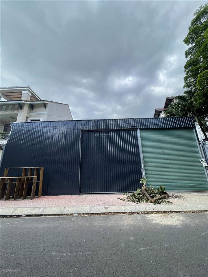 Mặt bằng trống suốt địa chỉ 337/7 bình lợi, p13, bình thạnh diện tích 10x22m. công nhận 210m2