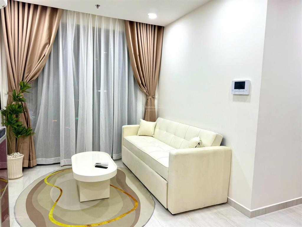 Bán căn hộ 2pn đầy đủ nội thất đẹp giá 2.8 tỷ có sẵn hợp đồng thuê nhà 12tr/tháng